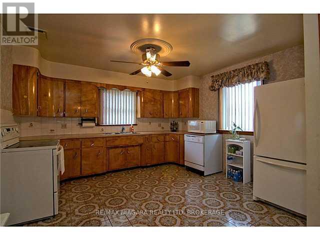 Photo 11 of 6020 Althea Street, Niagara Falls ON