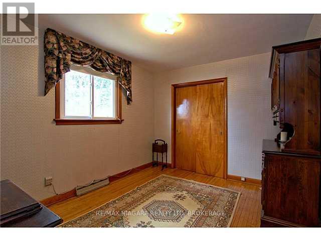 Photo 8 of 6020 Althea Street, Niagara Falls ON
