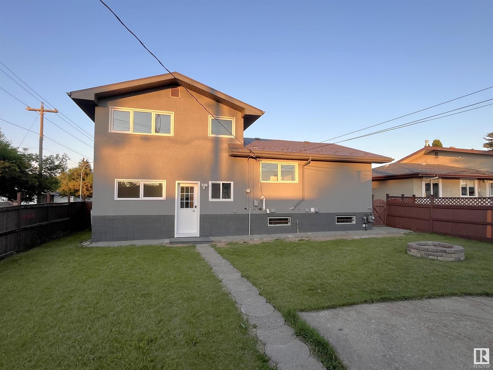 Photo 29 of 9108 169 St Nw, Edmonton AB