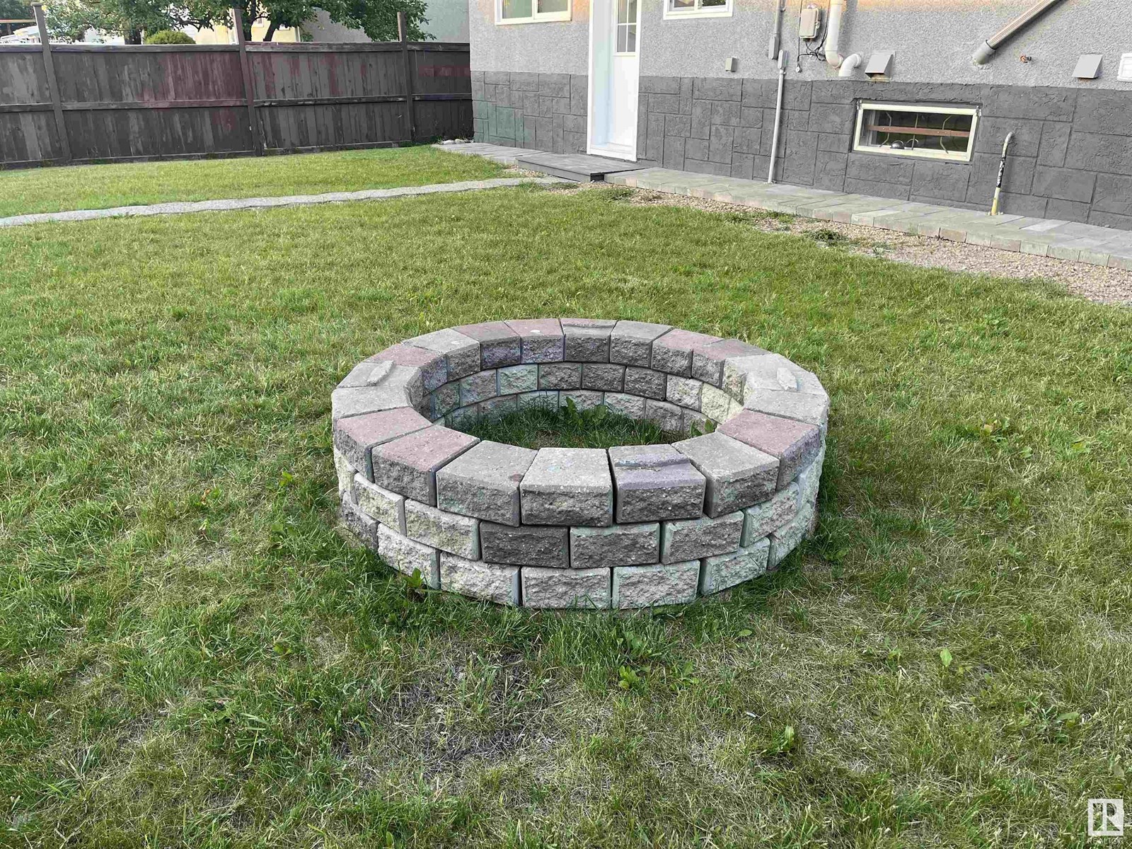 Photo 27 of 9108 169 St Nw, Edmonton AB
