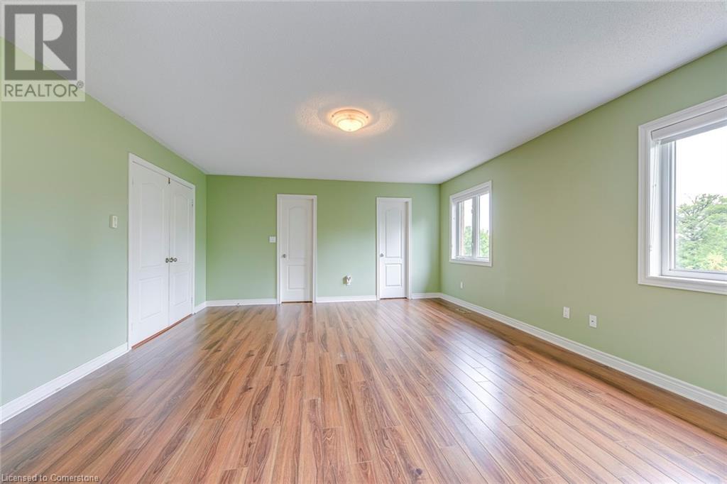 Photo 25 of 5337 Jameson Crescent, Burlington ON