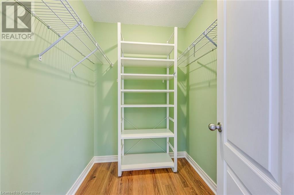 Photo 28 of 5337 Jameson Crescent, Burlington ON