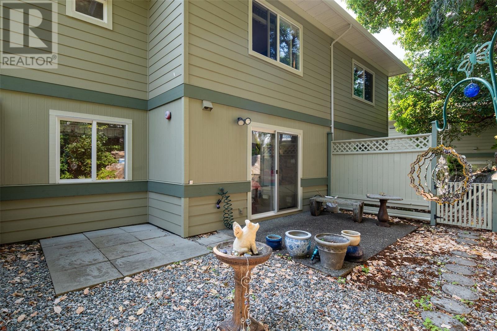 Photo 30 of 22 126 Hallowell Rd, View Royal BC