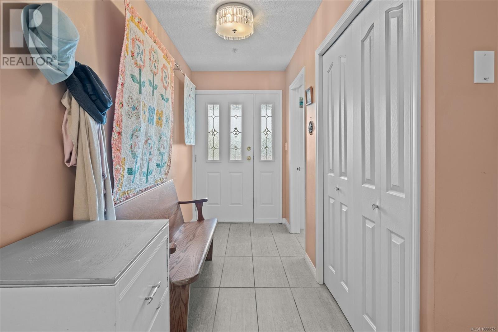 Photo 5 of 22 126 Hallowell Rd, View Royal BC