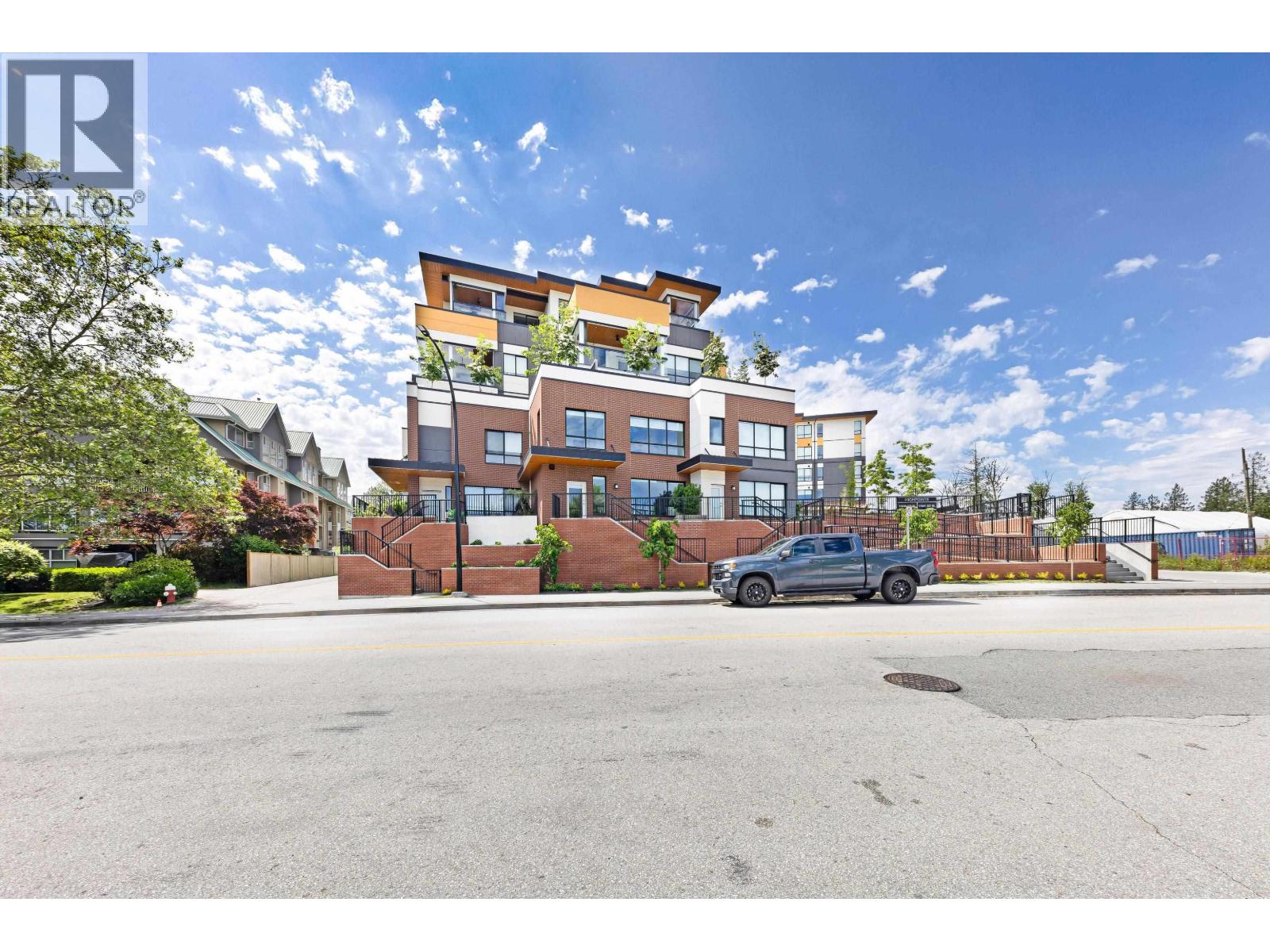 Photo 3 of 505 11639 227 Street, Maple Ridge BC