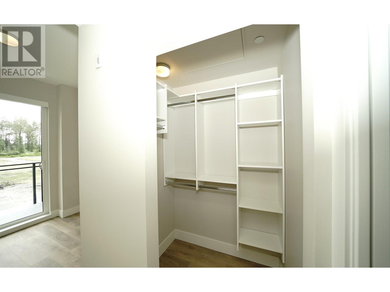 Photo 3 of 109 3588 Sawmill Crescent, Vancouver BC