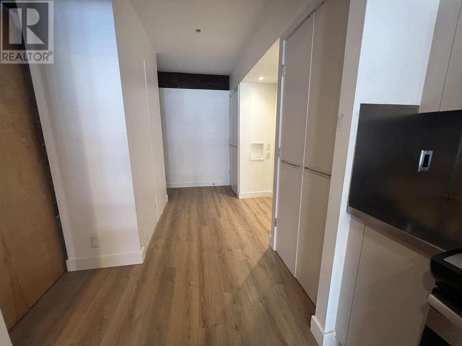 Photo 11 of 3 Xx 1072 Hamilton Street, Vancouver BC