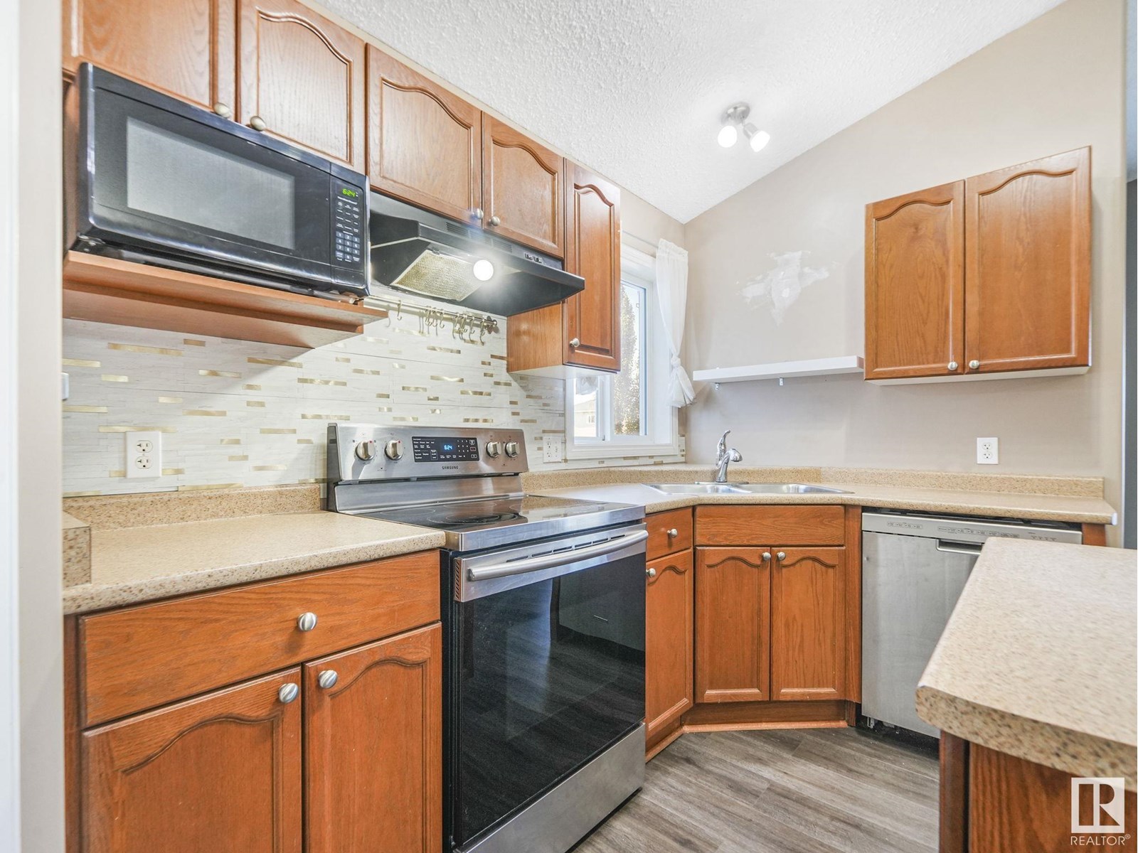 Photo 31 of 238 Avena Ci, Leduc AB