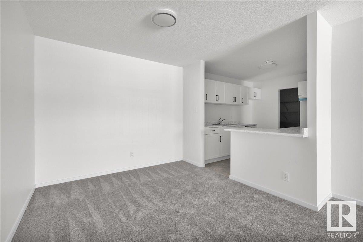 Photo 31 of 23 3111 142 Av Nw, Edmonton AB