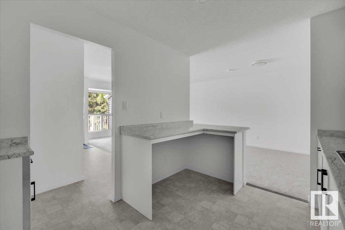 Photo 36 of 23 3111 142 Av Nw, Edmonton AB