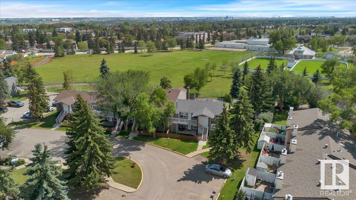 Photo 41 of 23 3111 142 Av Nw, Edmonton AB