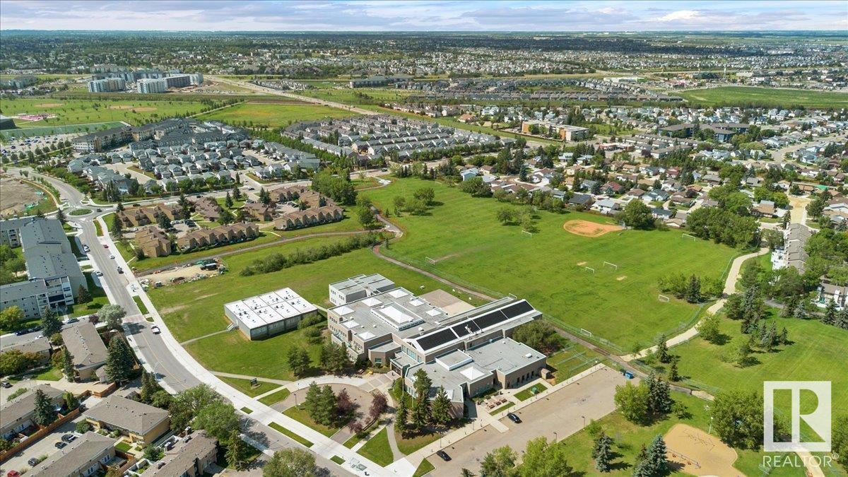 Photo 38 of 23 3111 142 Av Nw, Edmonton AB