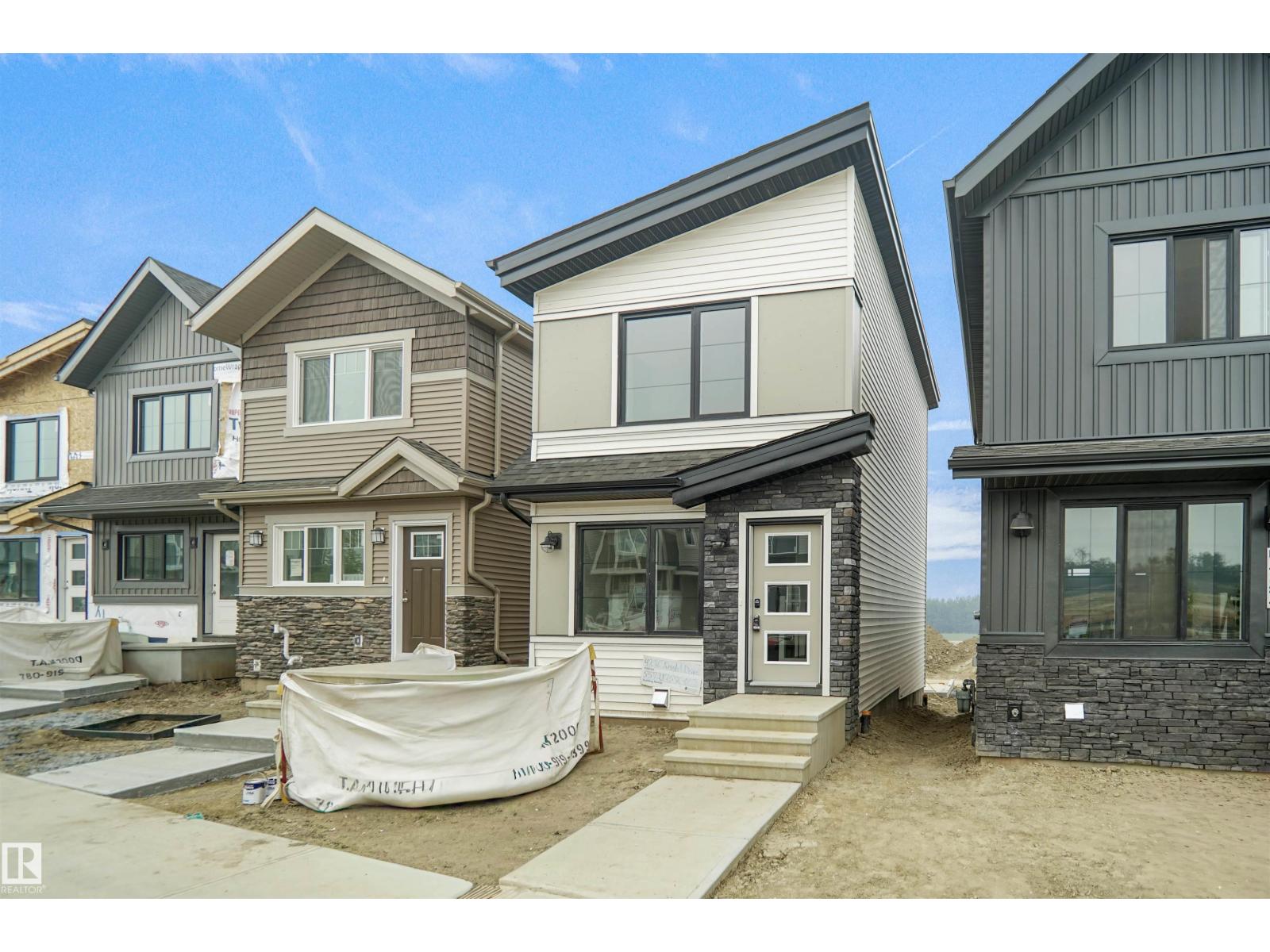 Photo 13 of 4286 Kinglet Dr Nw, Edmonton AB