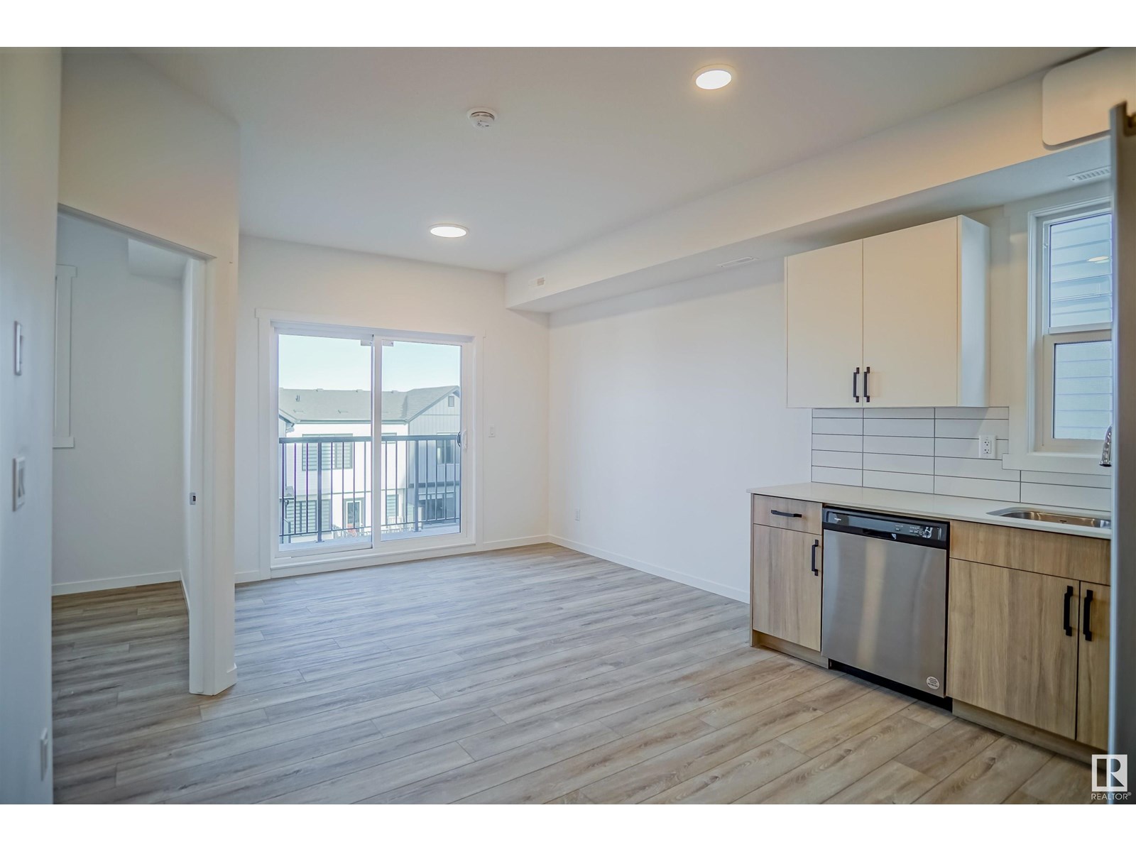 Photo 15 of 205 9207 228 St Nw, Edmonton AB
