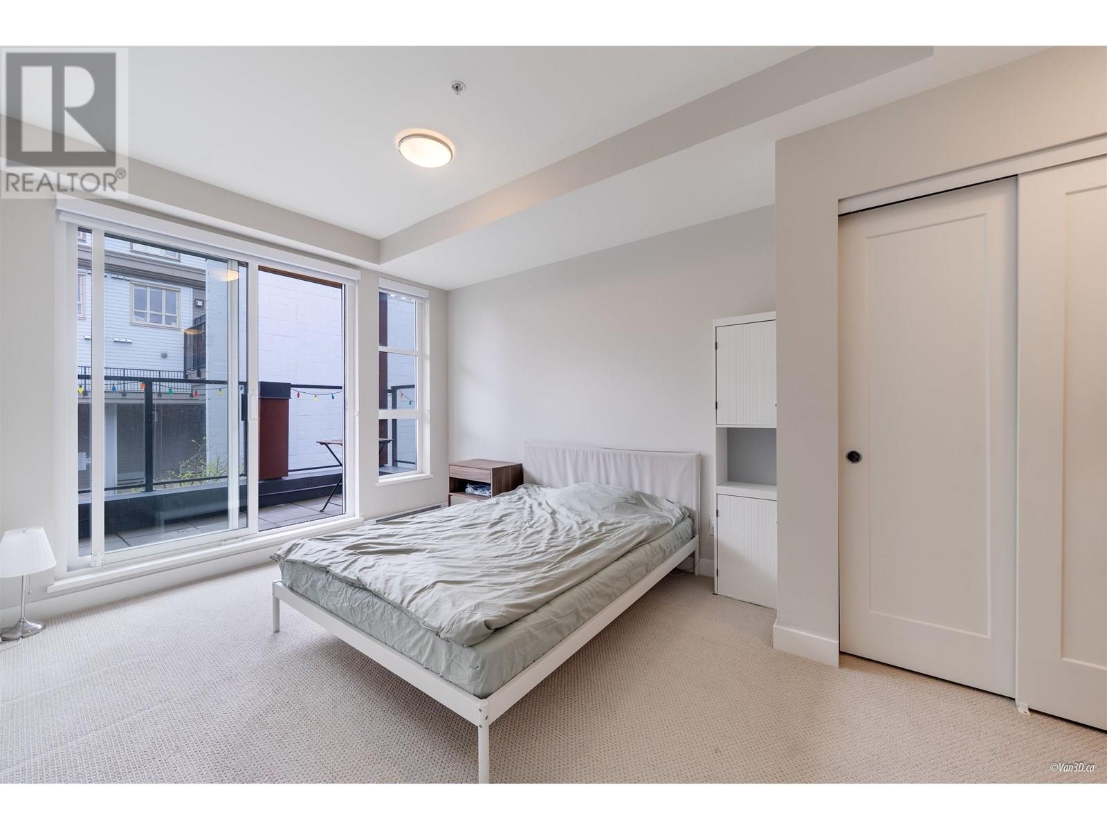 Photo 6 of 18 13040 No 2 Road, Richmond BC