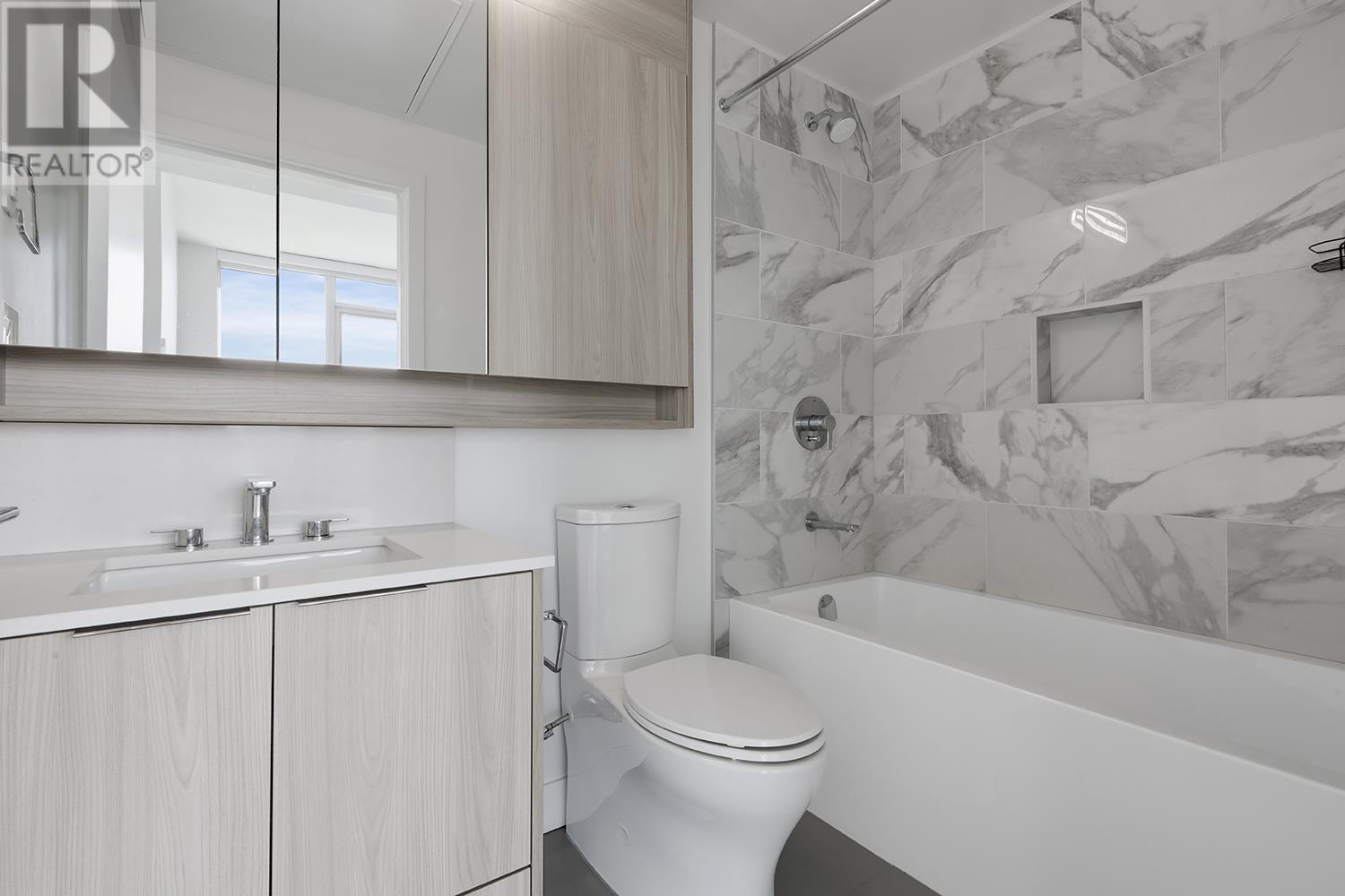 Photo 17 of 1106 901 Lougheed Highway, Coquitlam BC