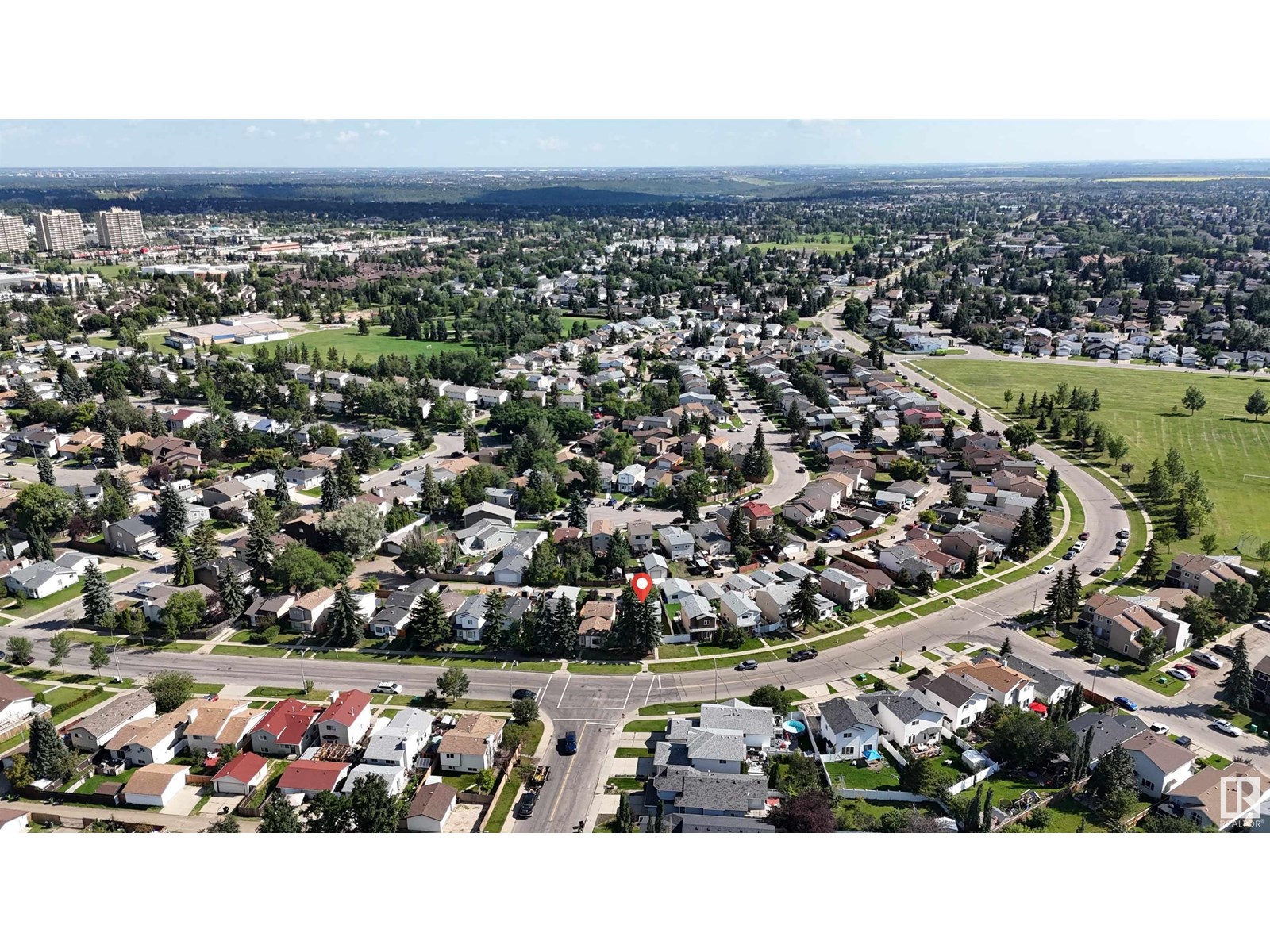Photo 15 of 7515 184 St Nw, Edmonton AB