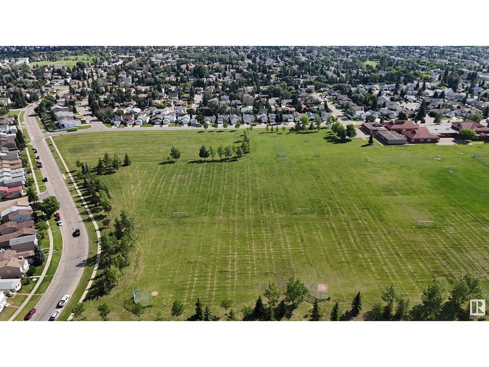Photo 22 of 7515 184 St Nw, Edmonton AB