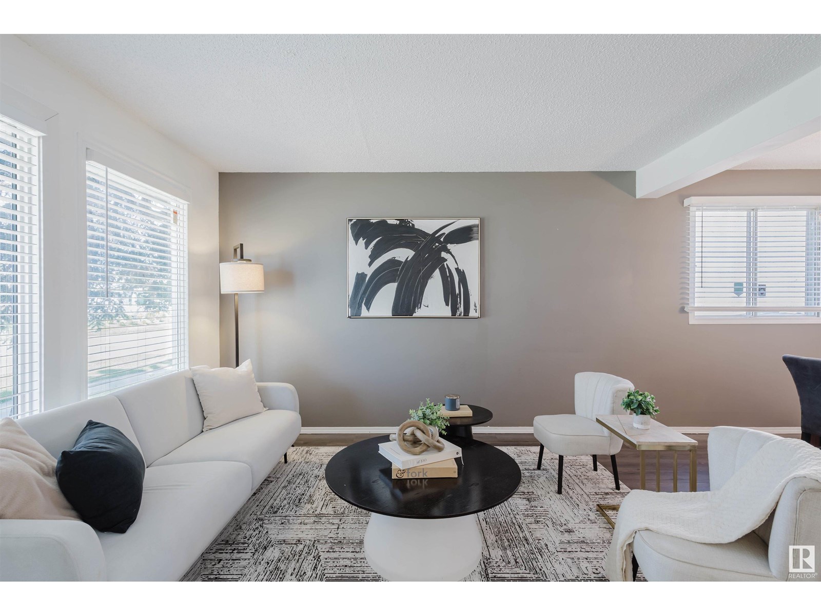 Photo 17 of 7515 184 St Nw, Edmonton AB