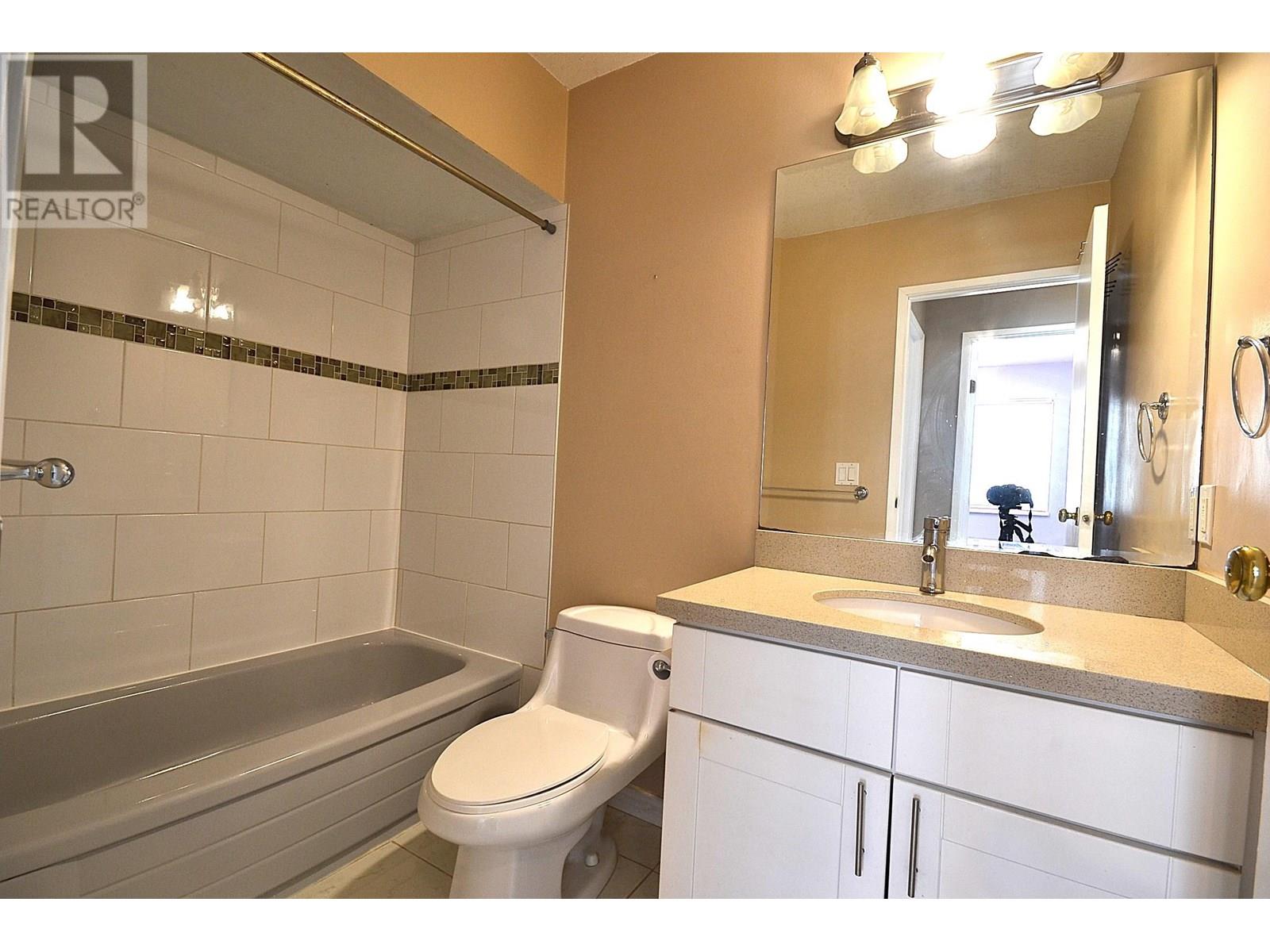 Photo 4 of 1166 Durant Drive, Coquitlam BC