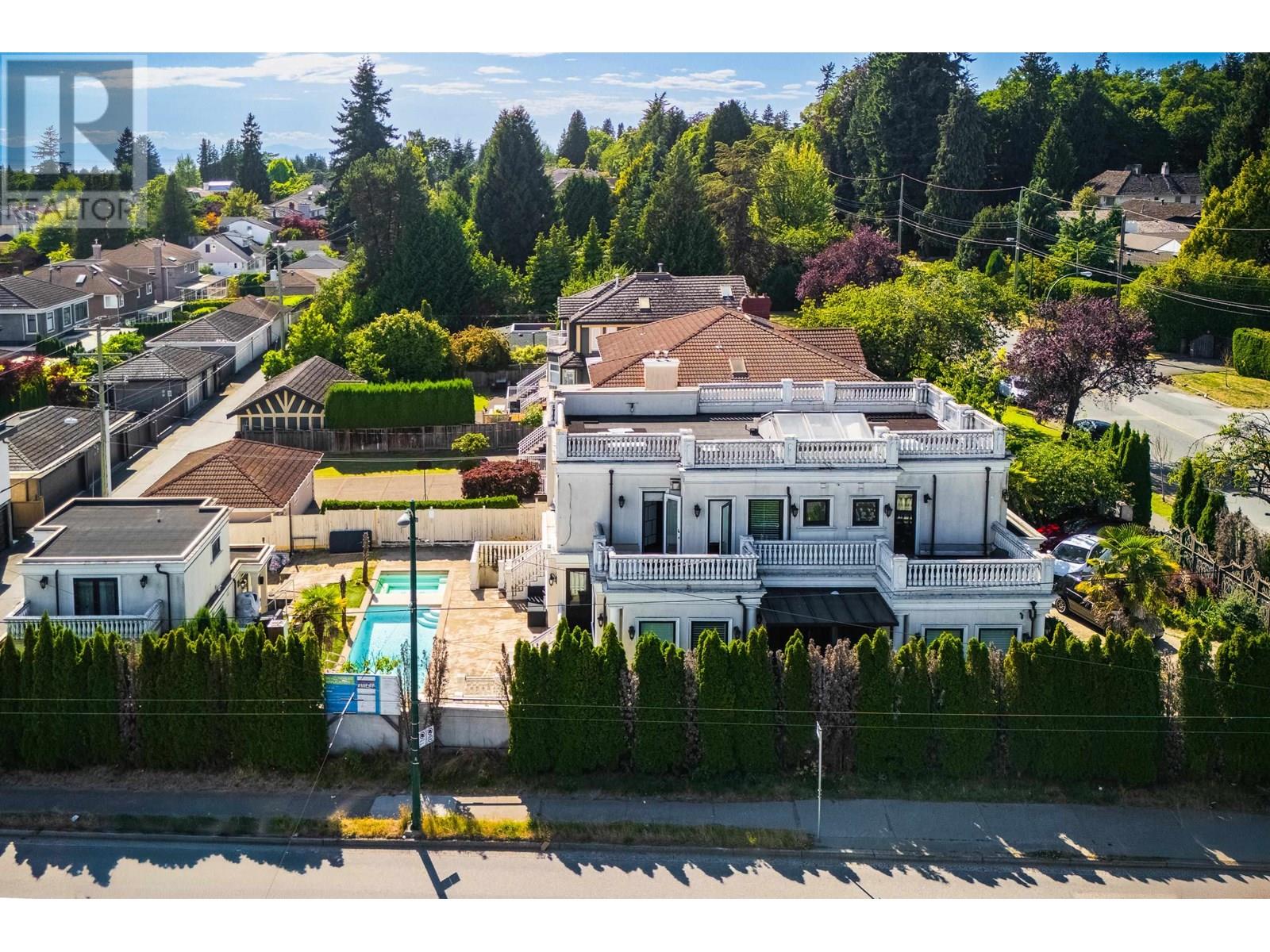 Photo 3 of 1010 W 57th Avenue, Vancouver BC
