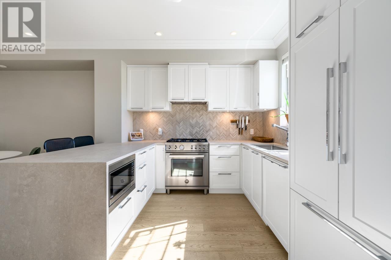7537 YUKON STREET, Vancouver