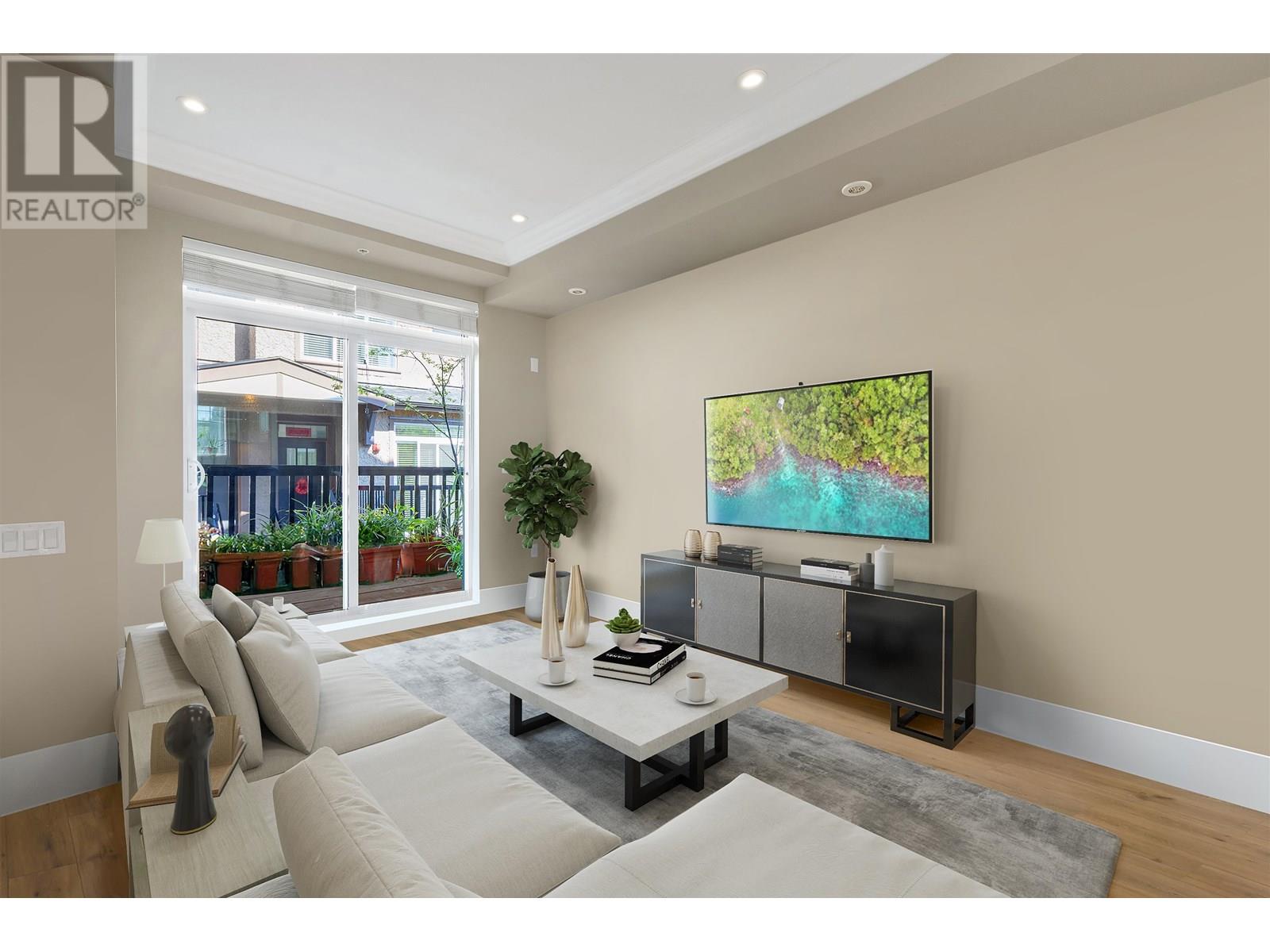 7537 YUKON STREET, Vancouver