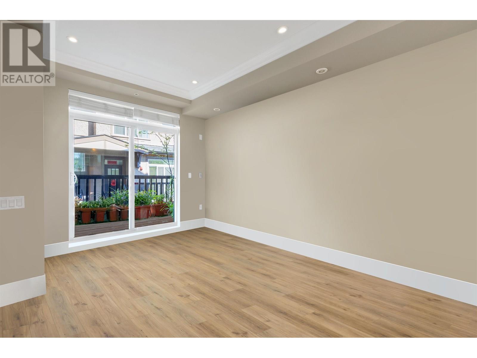 7537 YUKON STREET, Vancouver