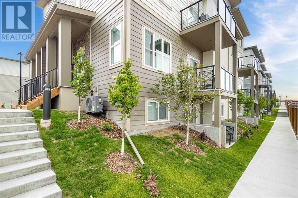 Single Family House for Sale in    Street SW Springbank Hill Calgary 