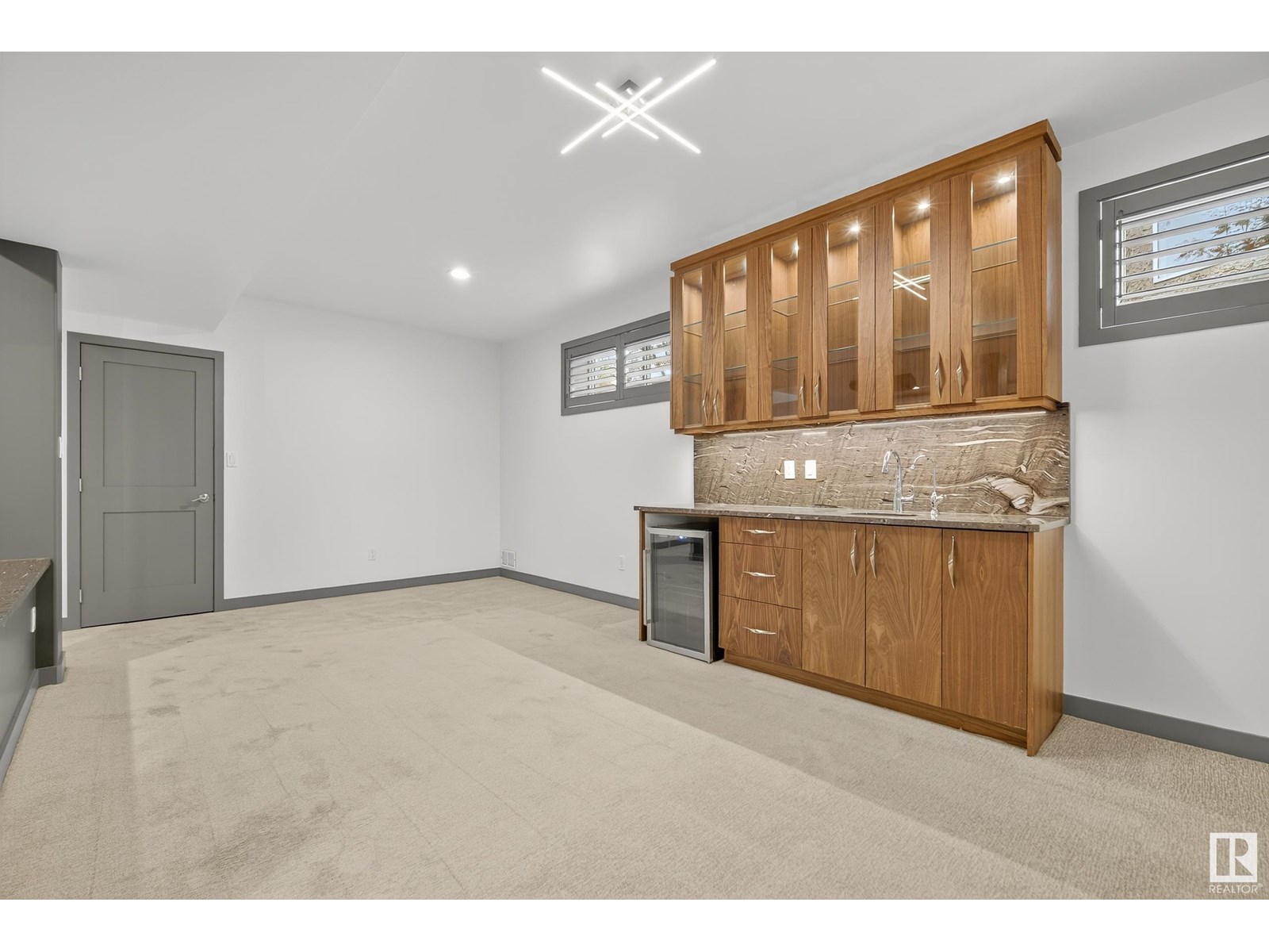 Photo 35 of 560 Twin Brooks Ba Nw Nw, Edmonton AB