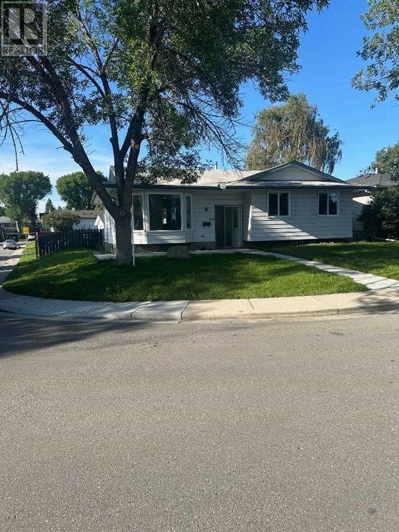 626 Rundleside Drive, Calgary, Alberta