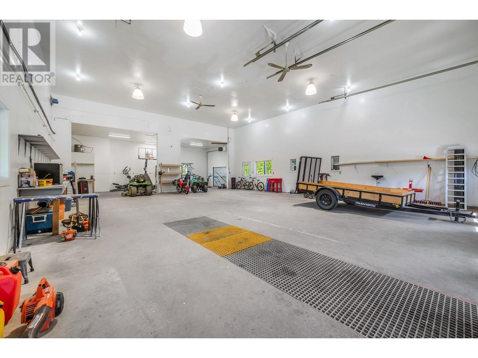  5795 East Vernon Road, Vernon