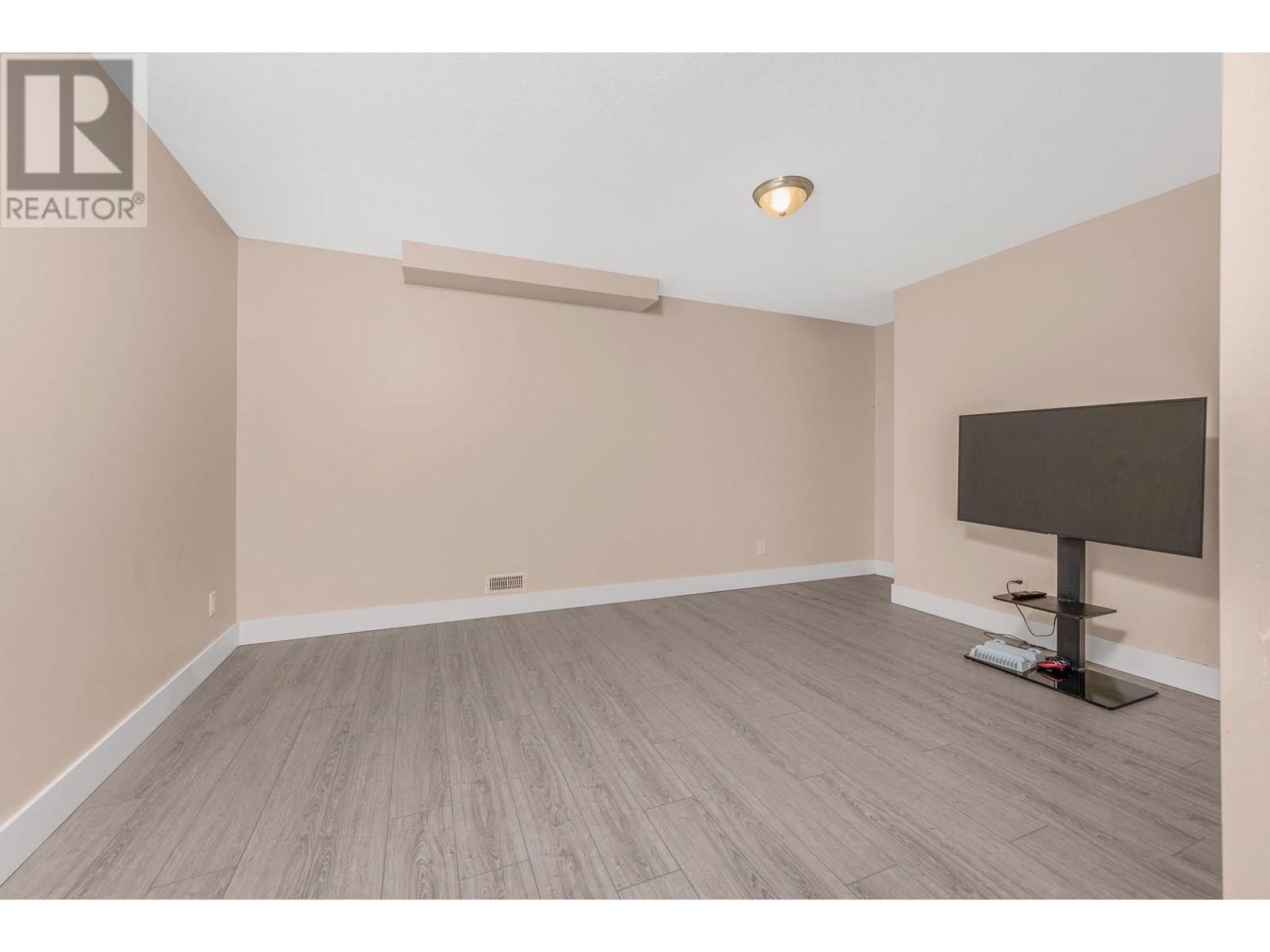  5795 East Vernon Road, Vernon