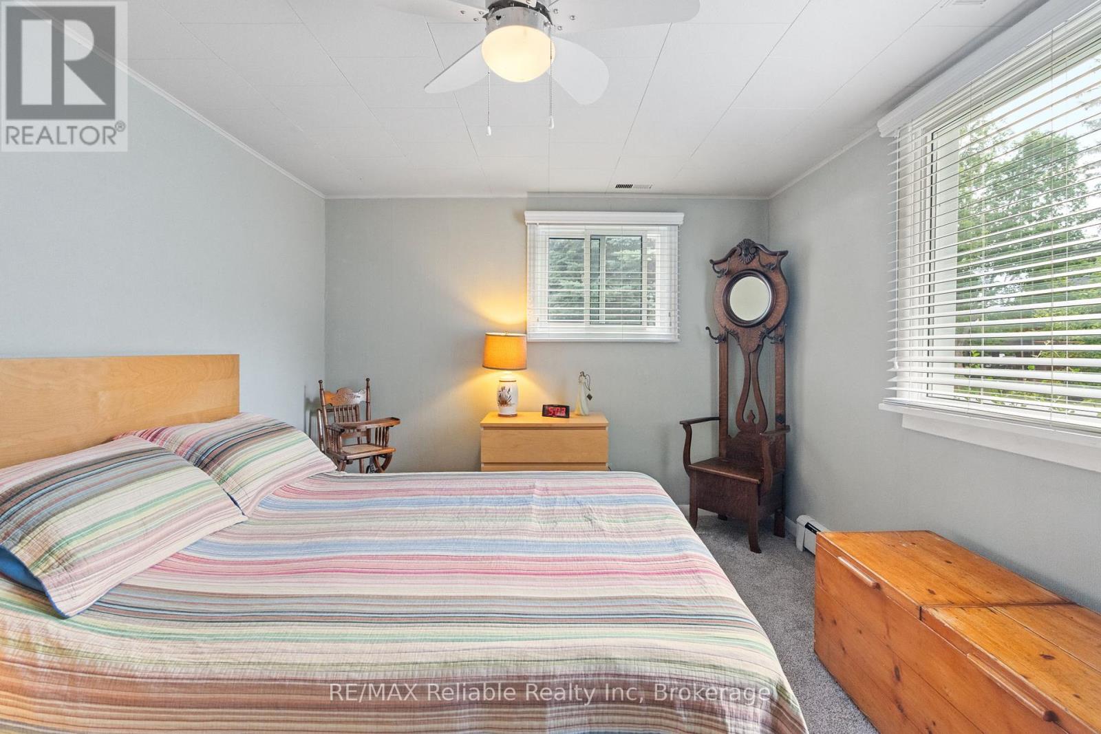 Photo 17 of 28 Catherine Street, Bluewater ON