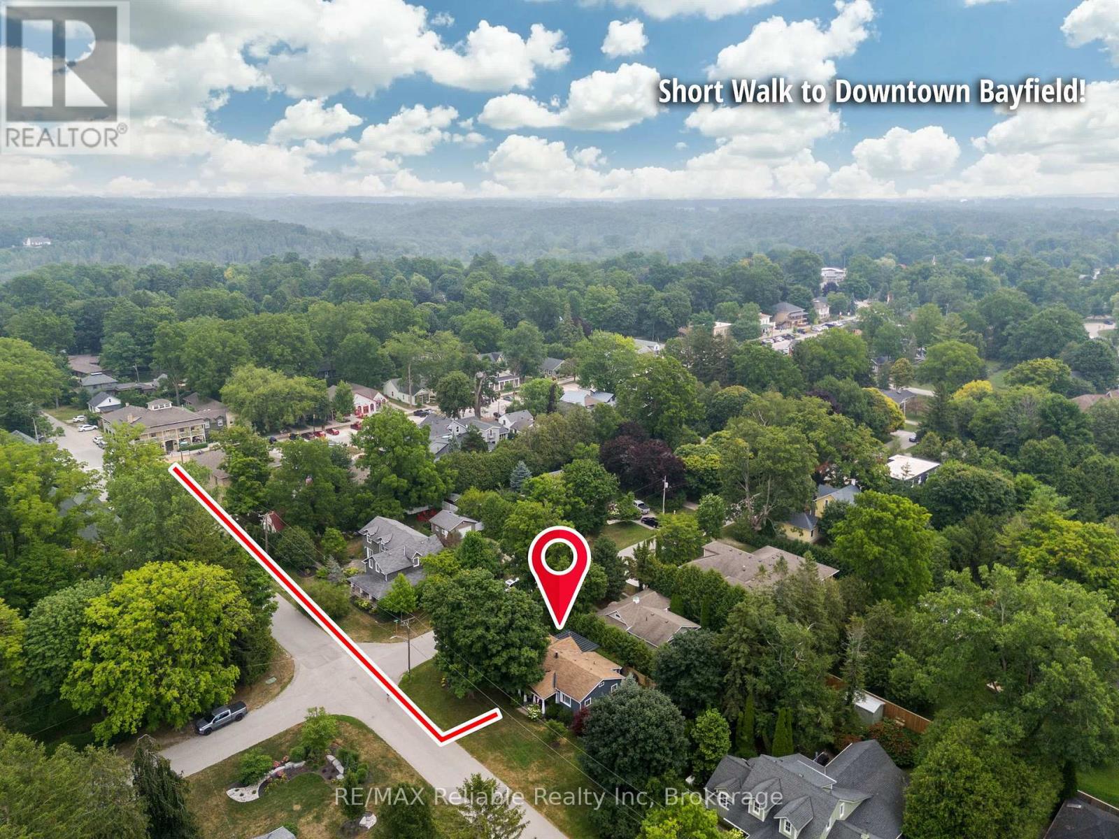 Photo 2 of 28 Catherine Street, Bluewater ON