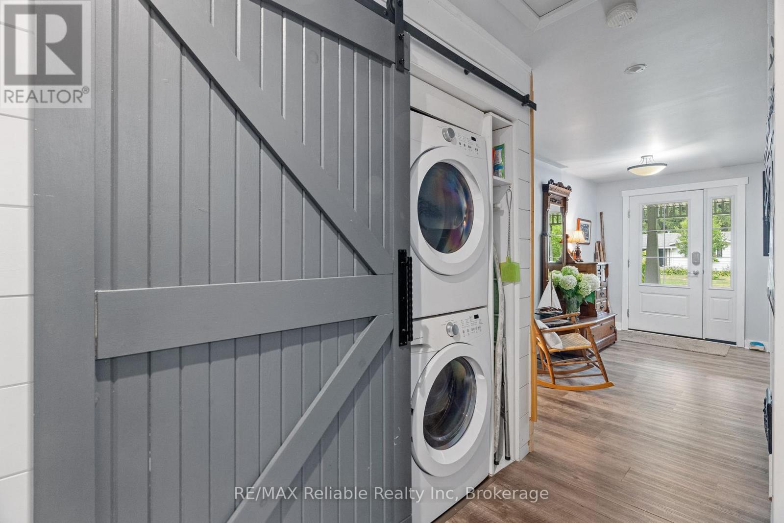 Photo 20 of 28 Catherine Street, Bluewater ON