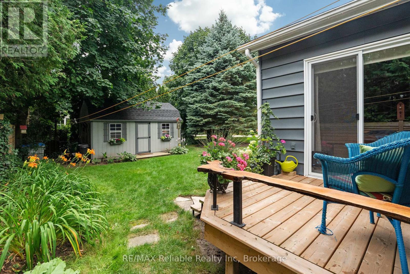 Photo 25 of 28 Catherine Street, Bluewater ON
