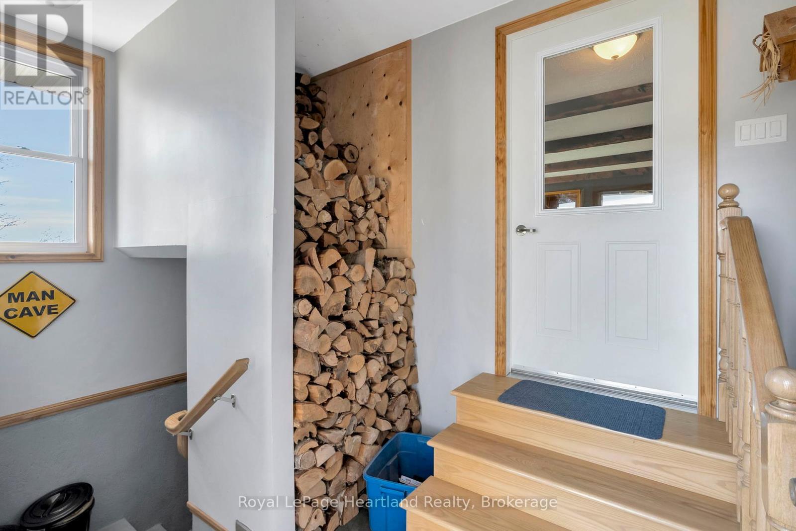 Photo 11 of 45870 Creamery Road, Howick ON
