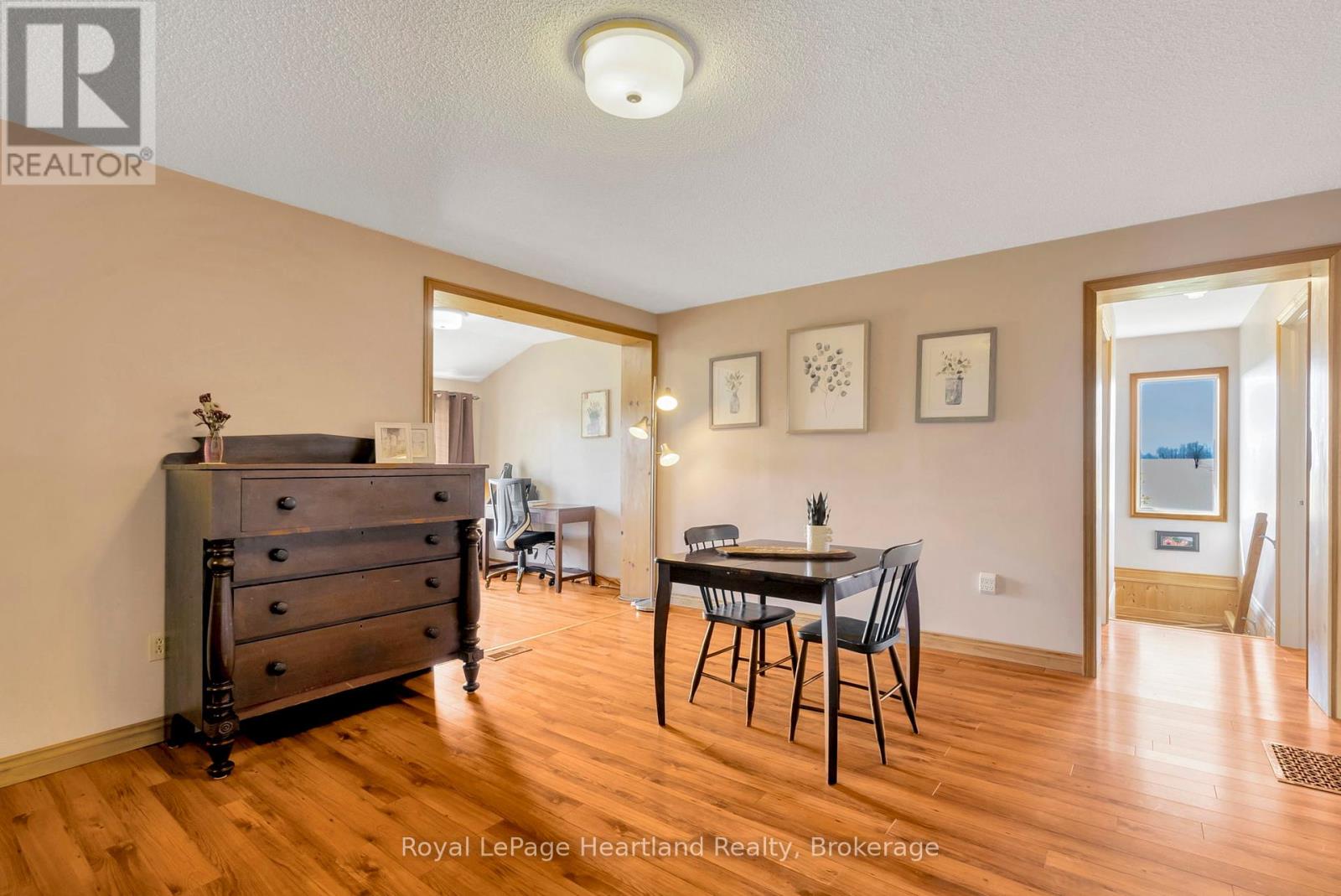 Photo 24 of 45870 Creamery Road, Howick ON