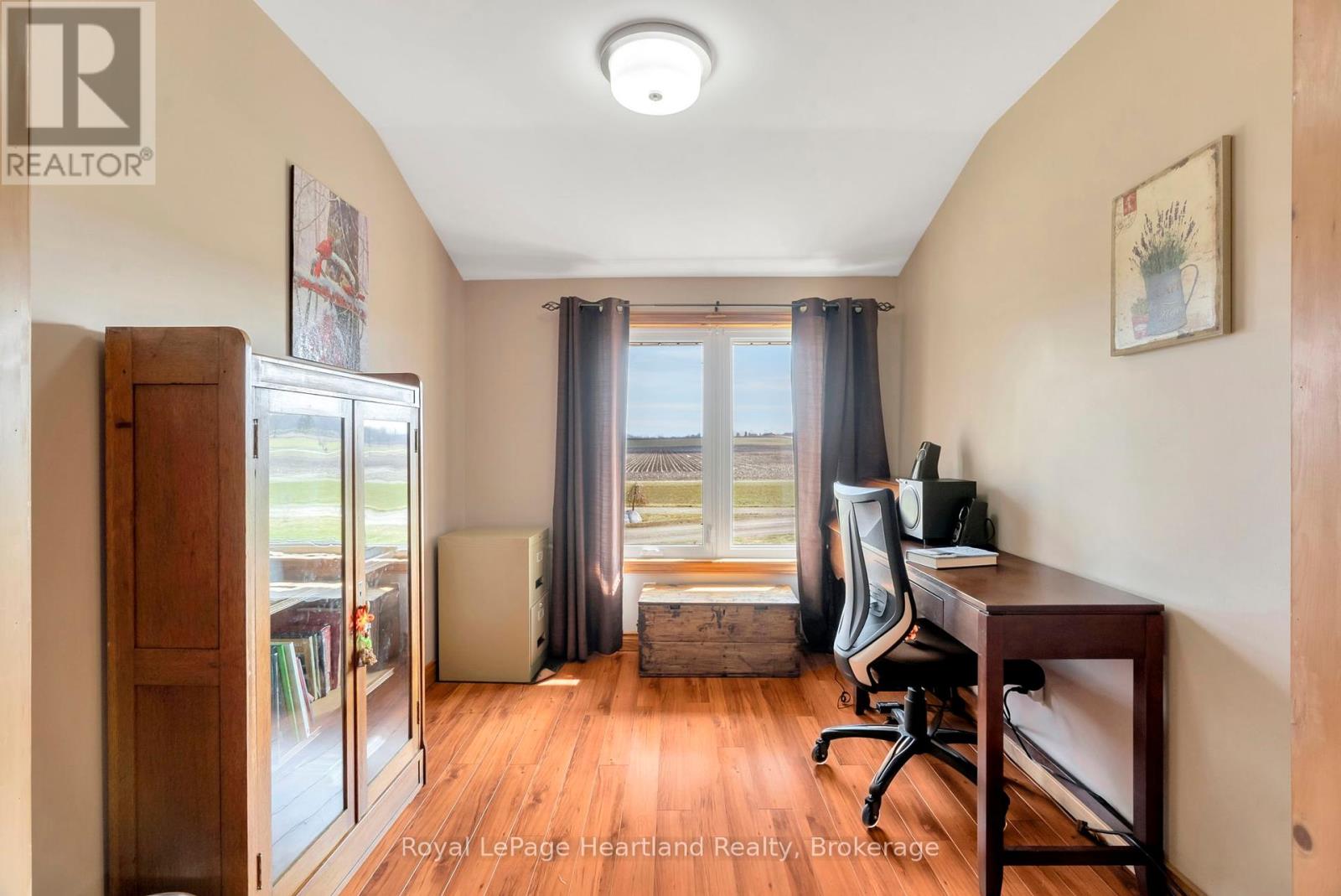 Photo 25 of 45870 Creamery Road, Howick ON
