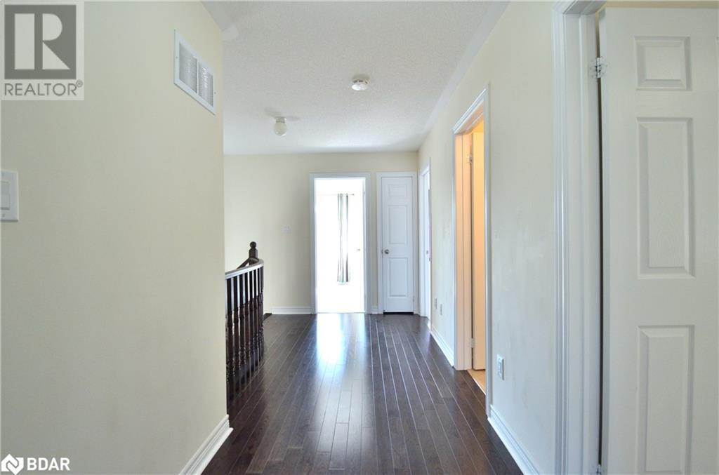 Photo 21 of 15 Forsyth Crescent, Barrie ON