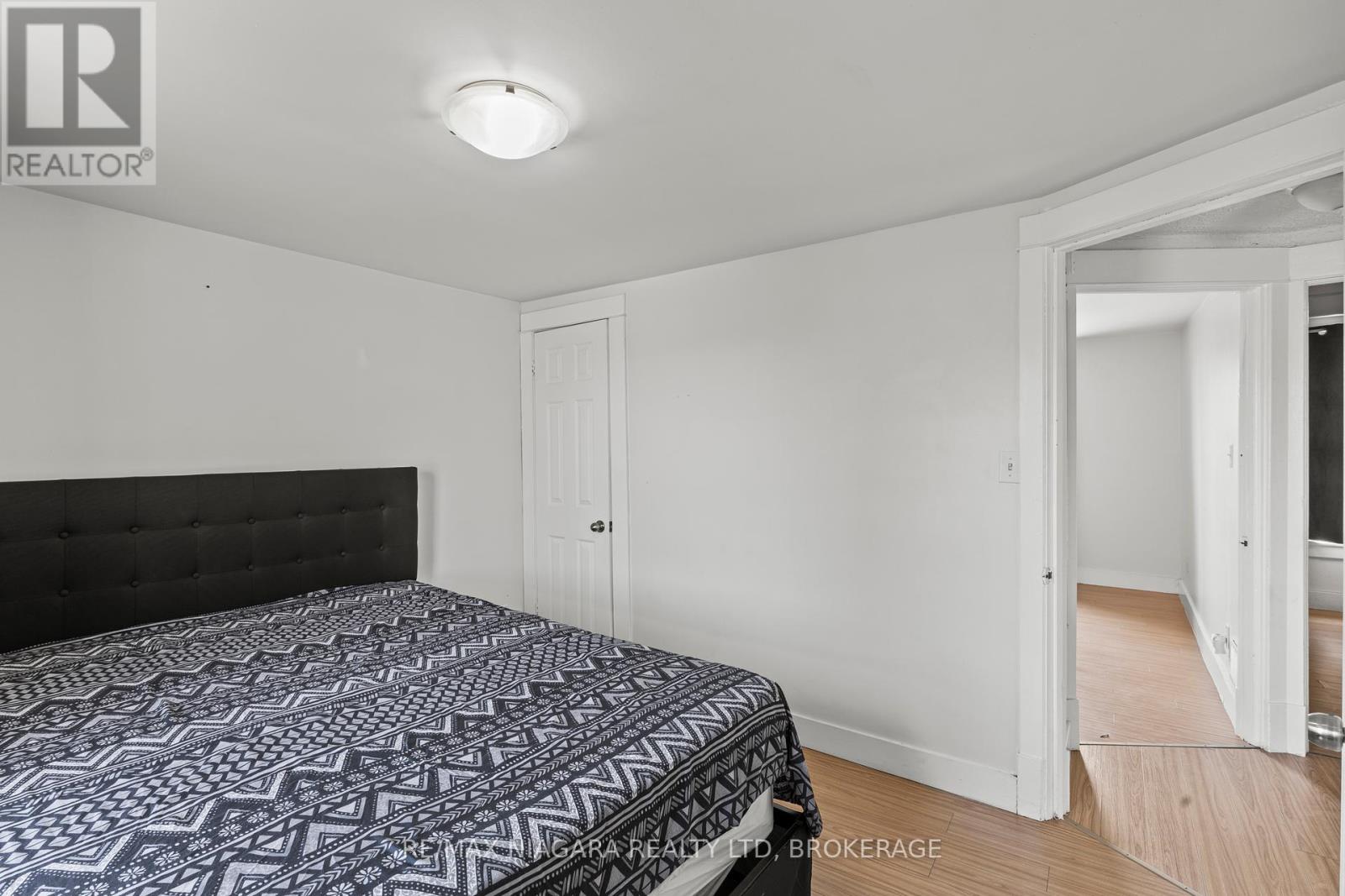 Photo 22 of 4515 Ferguson Street, Niagara Falls ON