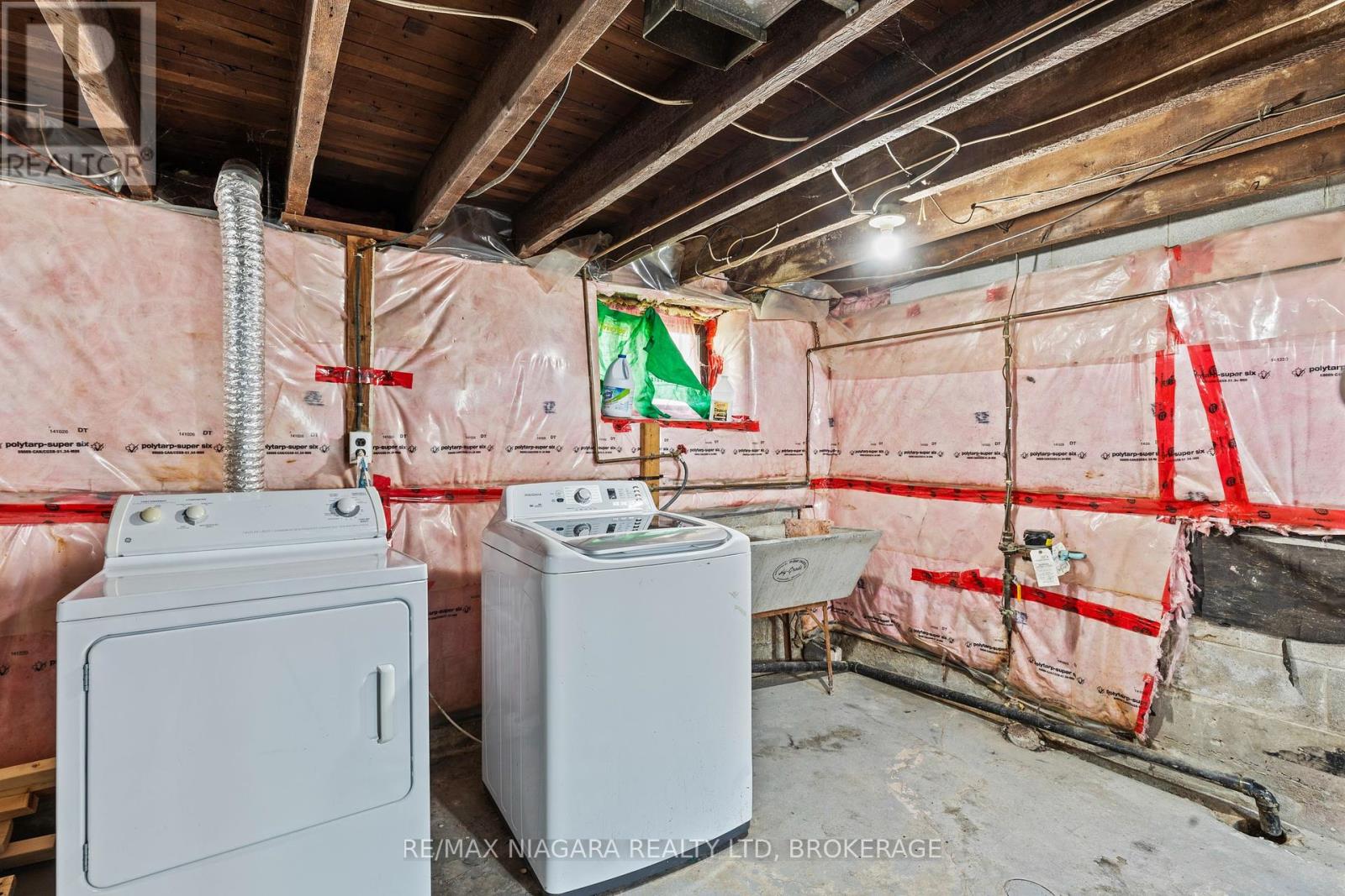 Photo 31 of 4515 Ferguson Street, Niagara Falls ON