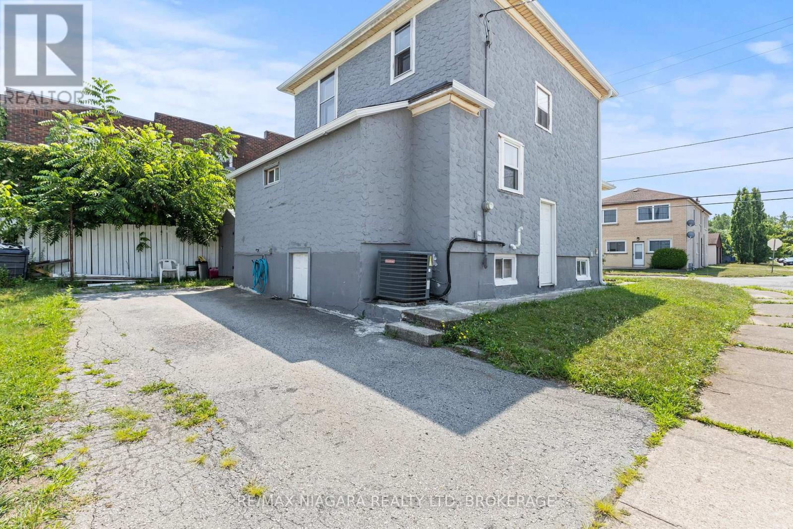 Photo 36 of 4515 Ferguson Street, Niagara Falls ON