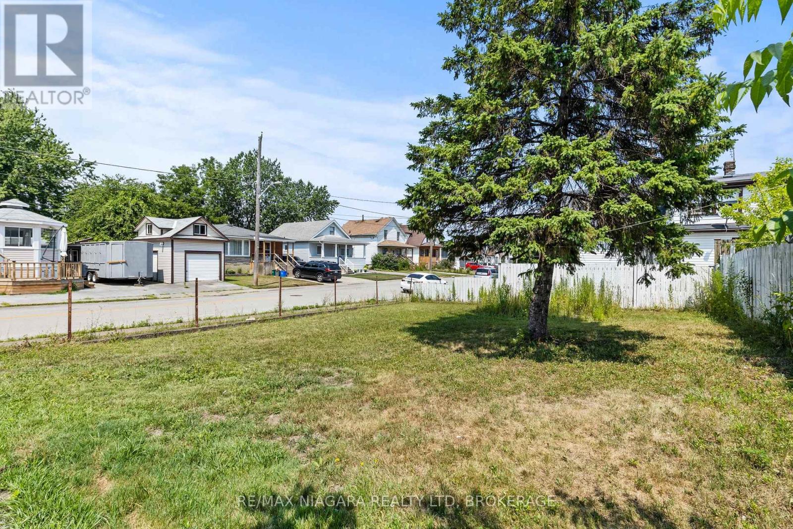 Photo 38 of 4515 Ferguson Street, Niagara Falls ON