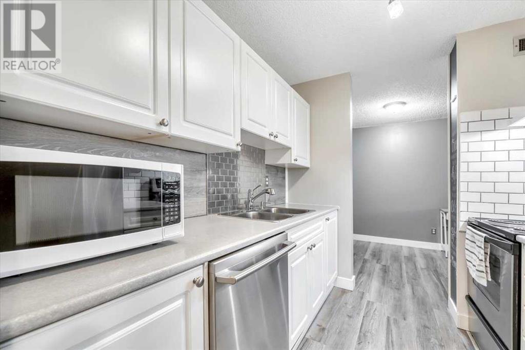 Single Family House for Sale in   Mchugh Court NE Mayland Heights Calgary 