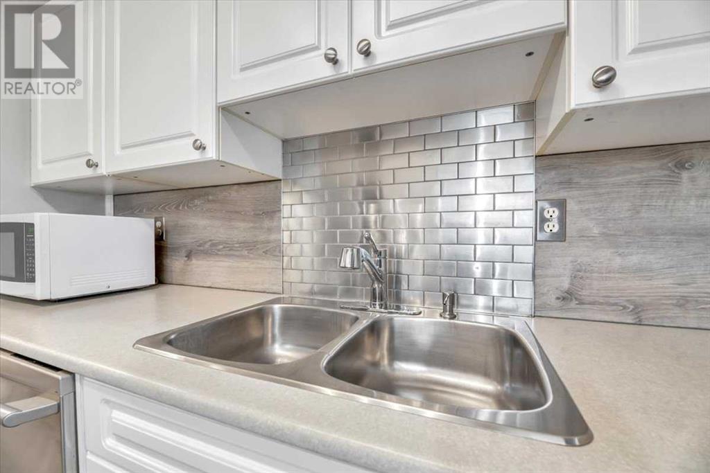 Single Family House for Sale in   Mchugh Court NE Mayland Heights Calgary 
