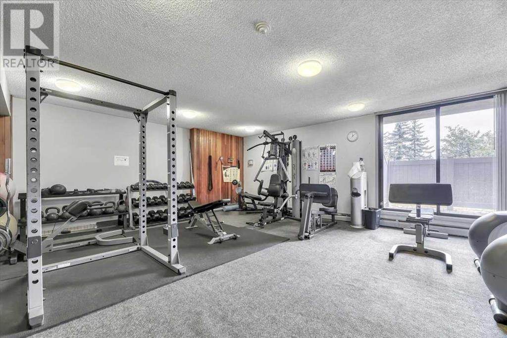 Single Family House for Sale in   Mchugh Court NE Mayland Heights Calgary 