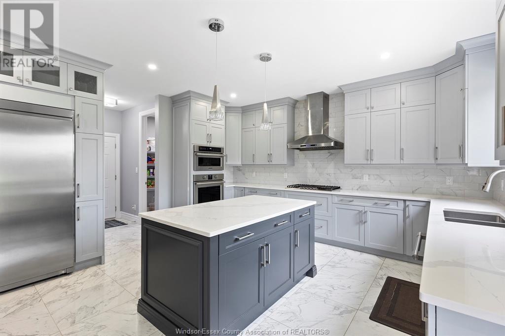 Photo 10 of 1436 Mullins Drive, Lakeshore ON