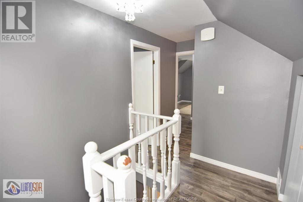 Photo 37 of 4590 Walker, Windsor ON